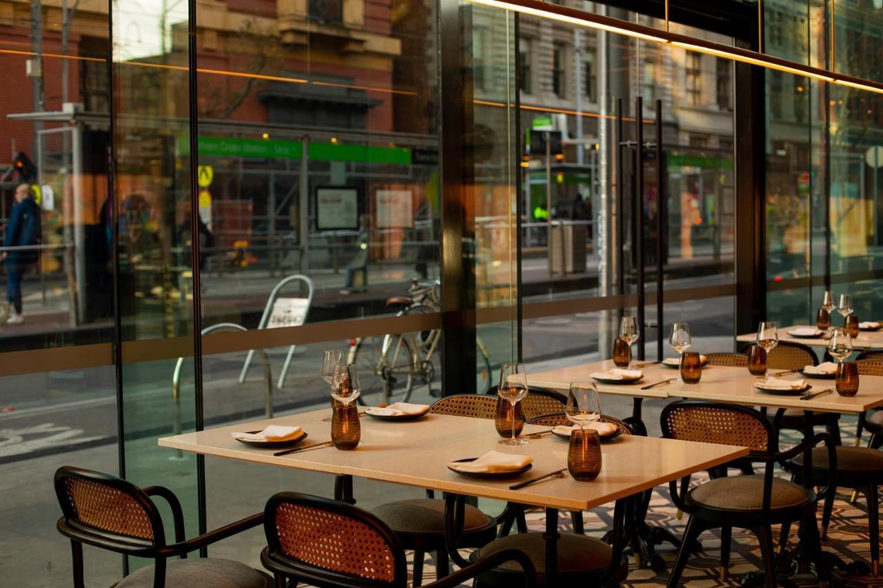 Movenpick Hotel Melbourne On Spencer Экстерьер фото