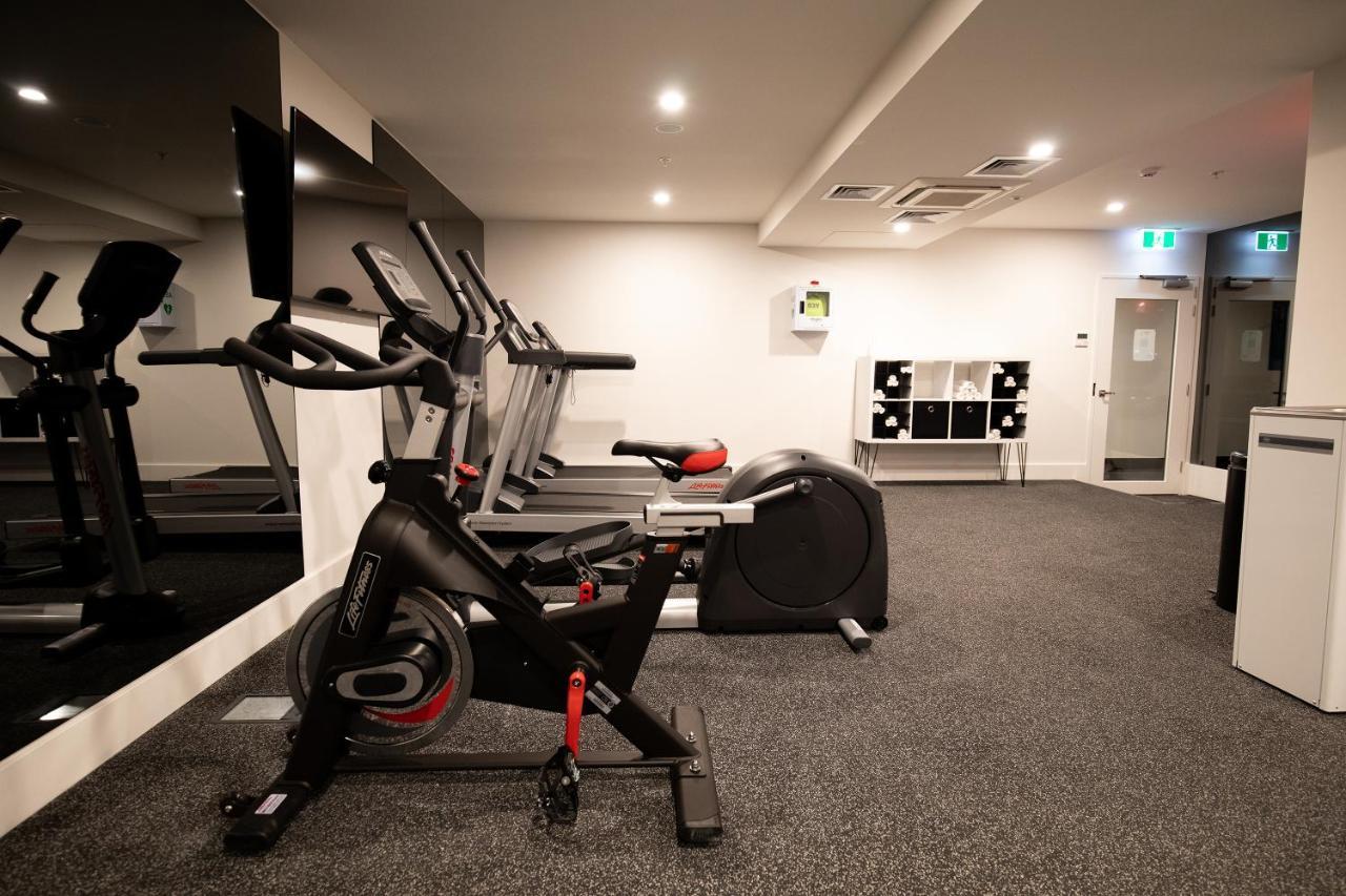 Movenpick Hotel Melbourne On Spencer Экстерьер фото