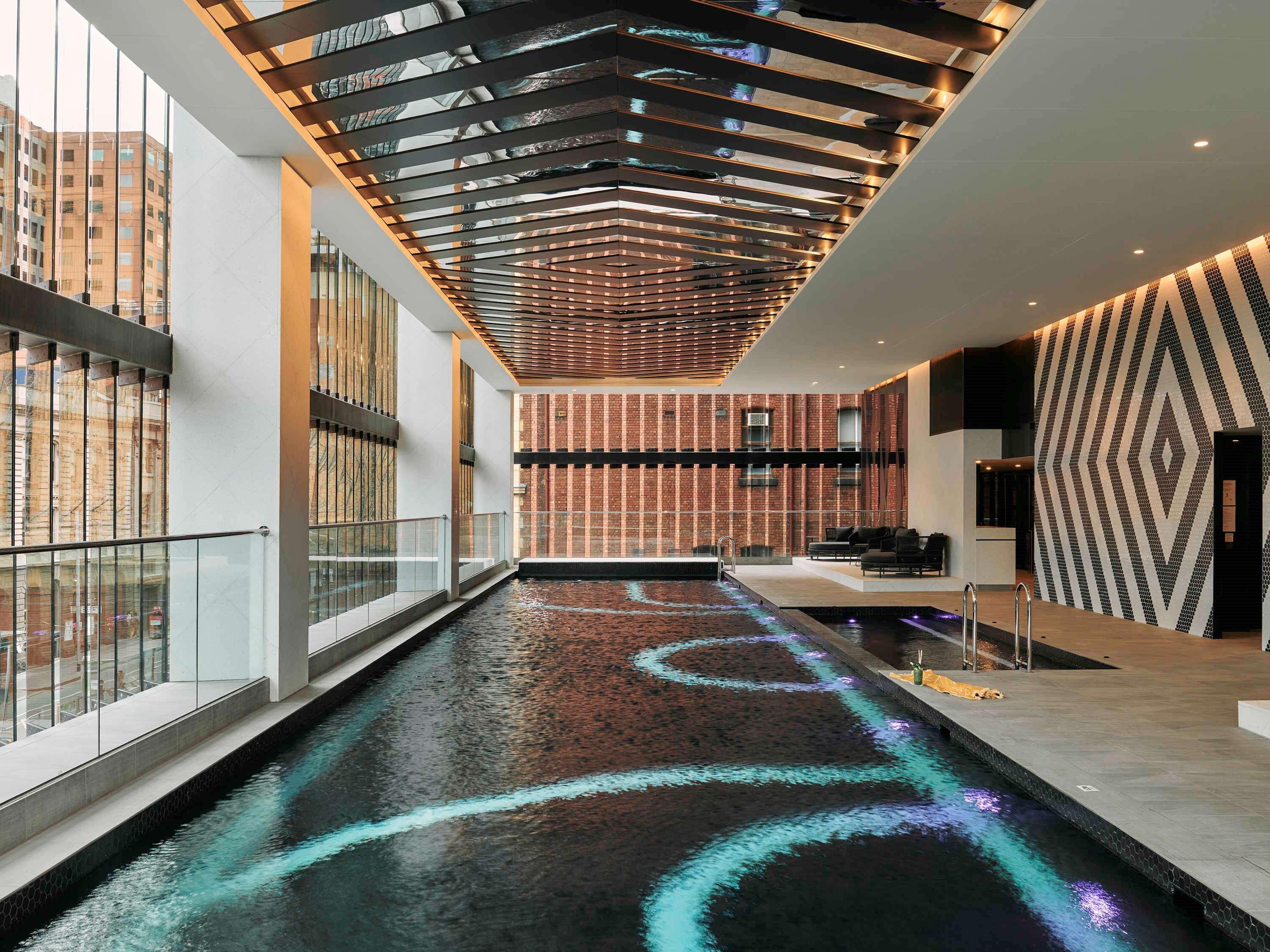 Movenpick Hotel Melbourne On Spencer Экстерьер фото