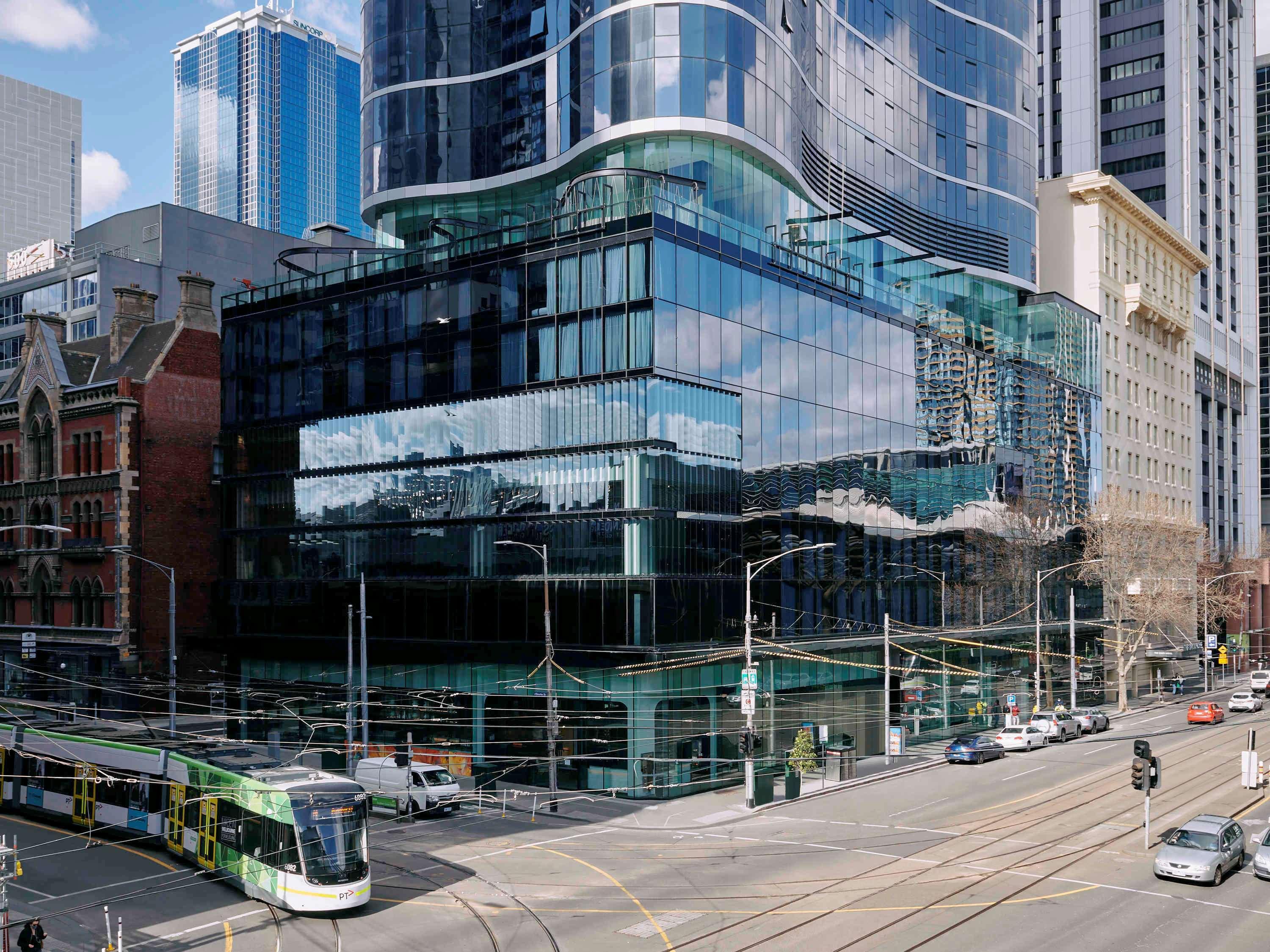 Movenpick Hotel Melbourne On Spencer Экстерьер фото
