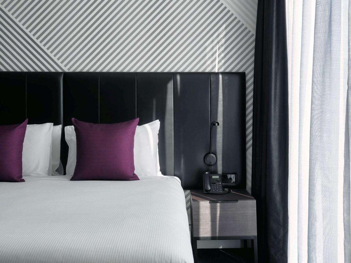 Movenpick Hotel Melbourne On Spencer Экстерьер фото